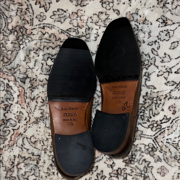 Classic Brown Leather Men's Oxfords - Picture 8 of 11